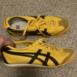 Onitsuka tiger men’s 10 DL408 yellow sneakers